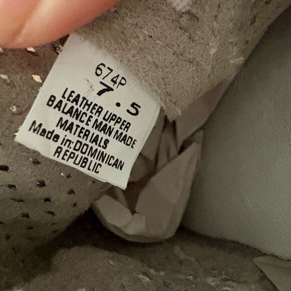 Minnetonka Womens Slip On Size 7.5 White Perforated Breathable Casual Comfort - Picture 6 of 7